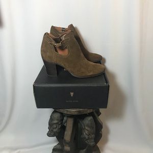 Frye Meghan Shootie NWB